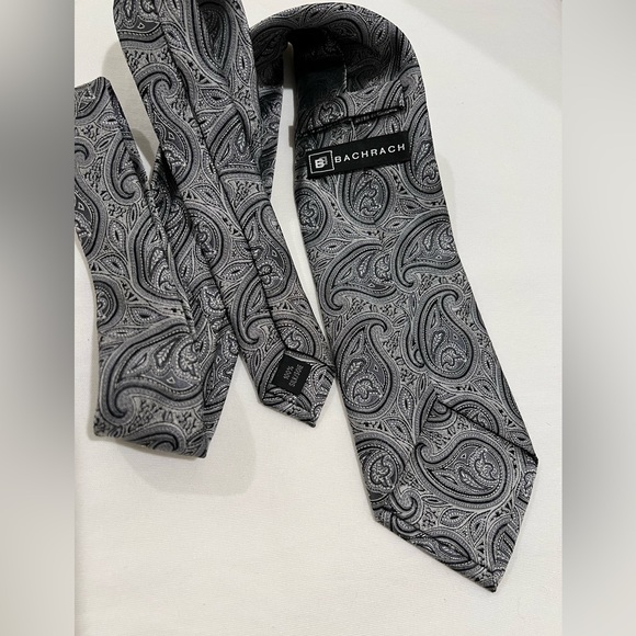Bachrach Paisley Tie - Picture 3 of 4